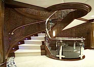 Basamak (Merdiven) silimi; mermer, granit, traverten, mozaik gibi tüm doğal taşlarda oluşan kir, leke ve çiziklerin silim ile giderilme işlemine denir.