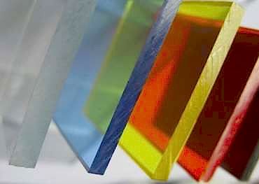 Doğada bulunan doğal bir madde olan Akrolik ve asitin birleşmesiyle meydana gelen oksitlenme sonucu ortaya çıkan asit türüne Akrilik(Acrylic) Asit denmektedir.